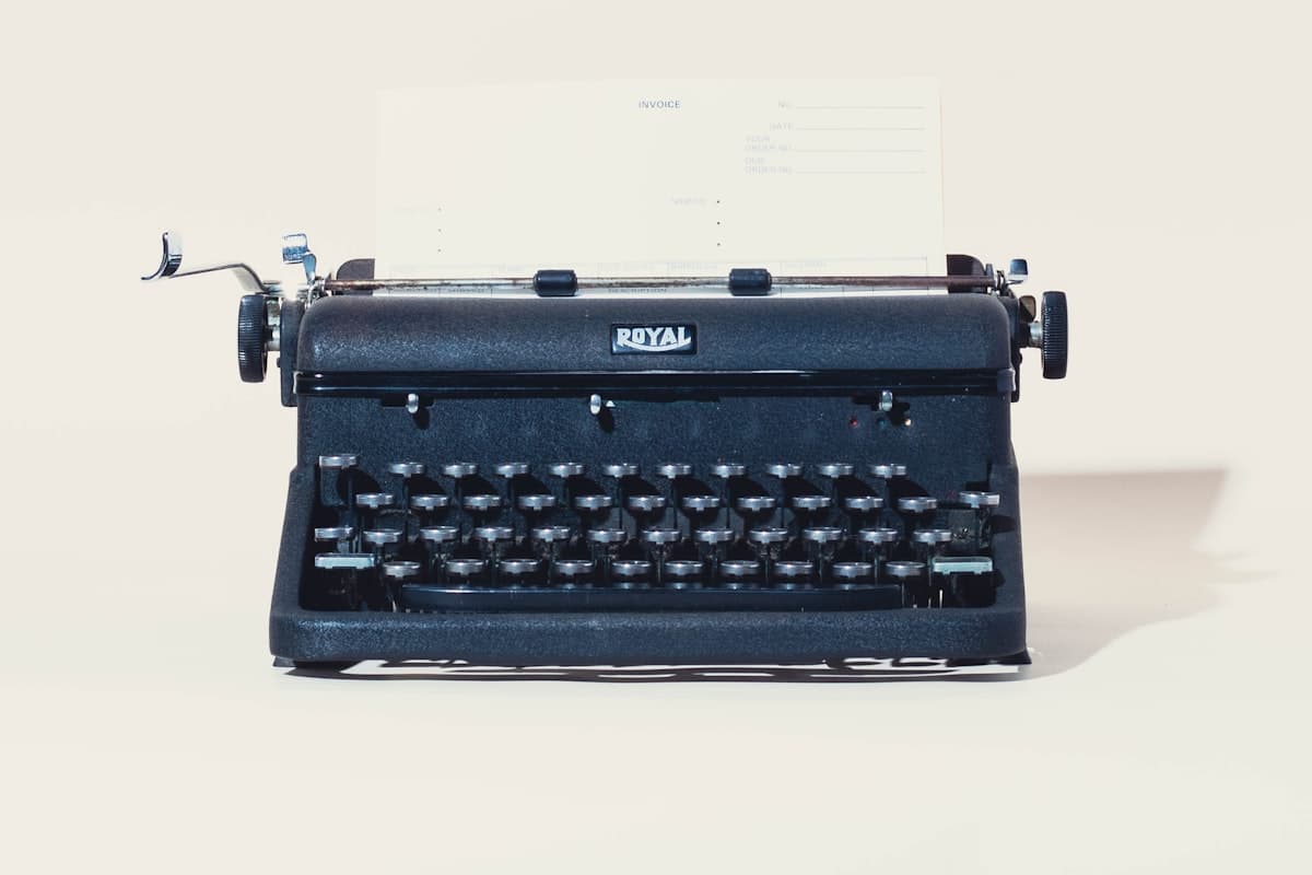 5 erreurs qui trahissent un texte généré par IA (et comment les corriger)