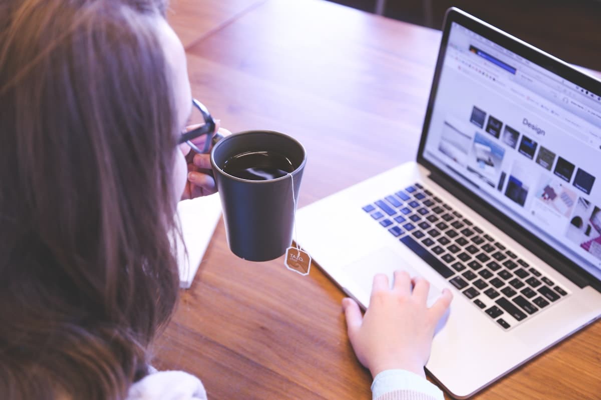 De 3 h à 20 min par newsletter : le retour d'une indépendante